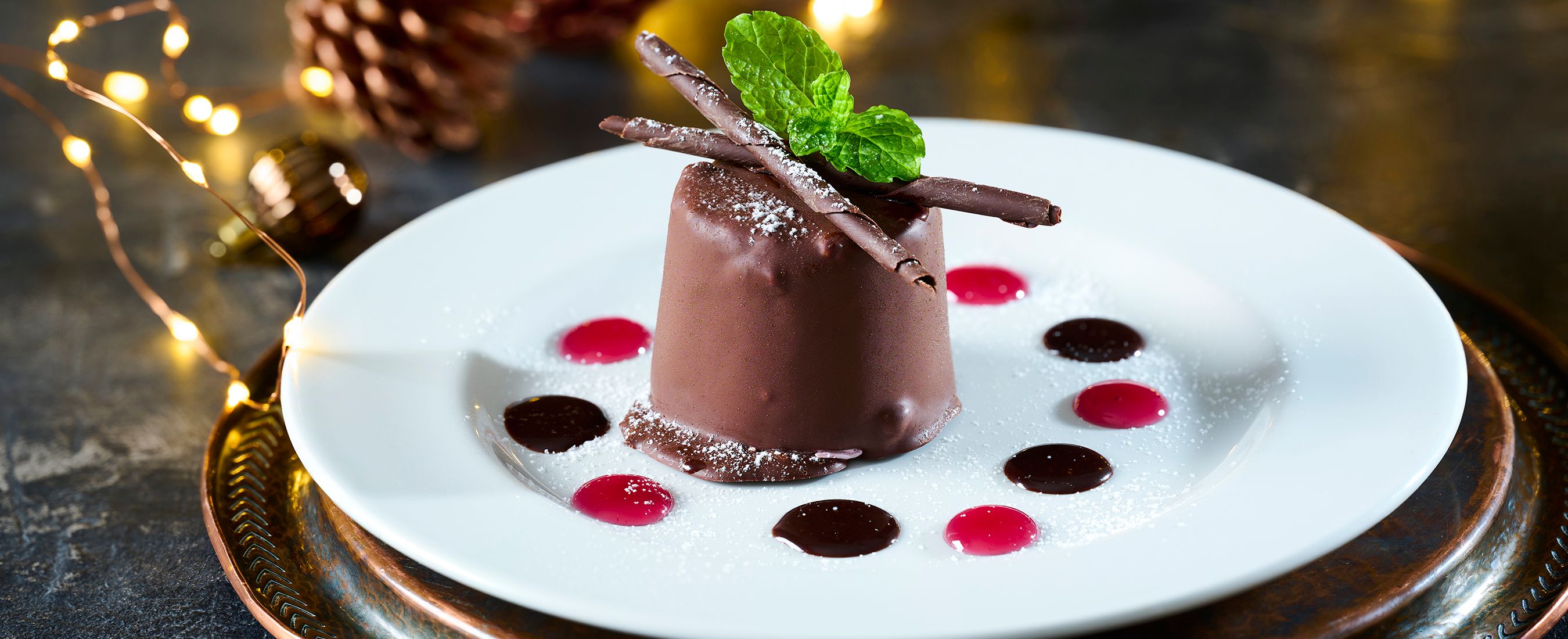 Boxing Day Lunch & Dinner at The Ravens Cliff Ravencraig in Motherwell